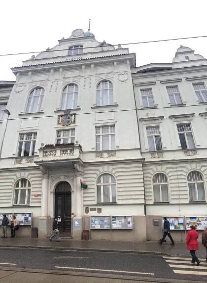 „Dnes je Praha 9 pojem,“ říká její dlouholetý starosta Jan Jarolím. Co si myslí o projektu vládní čtvrti?