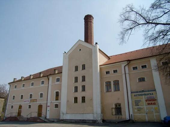 Fotografie - Unhošť, bývalý pivovar - 27.07.2012