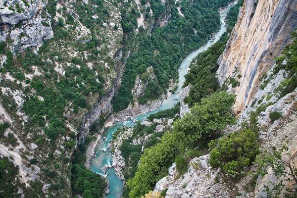 Kaňon Verdon ohromí nedotčenou přírodou | Vyletnik.cz