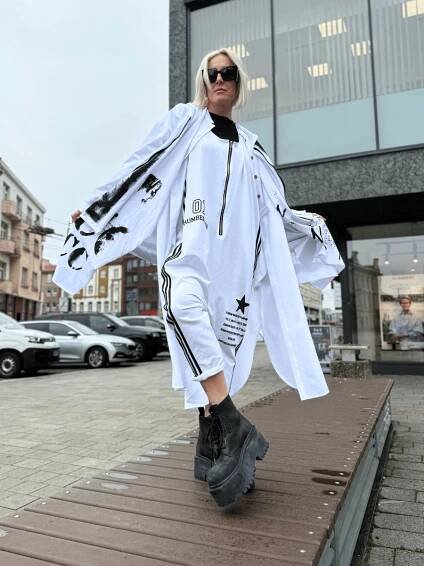 Oversize móda: Když pohodlí a styl táhnou za jeden provaz - Voga-moda.cz