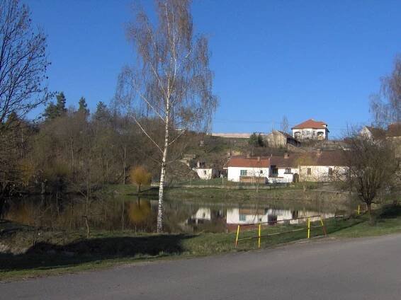 Kapsova Lhota