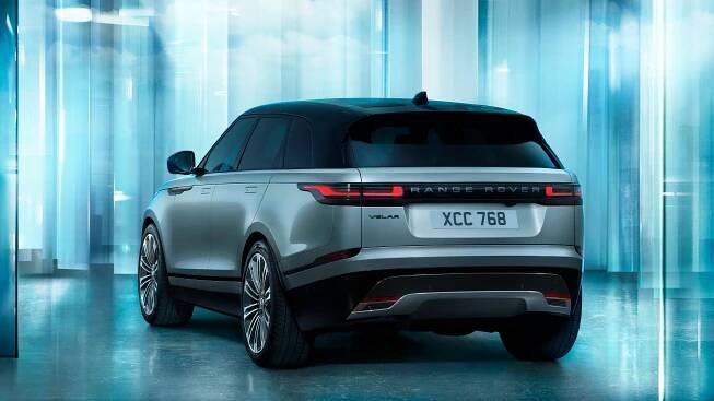 2024-Range_Rover_Velar- (4) - auto-mania.cz