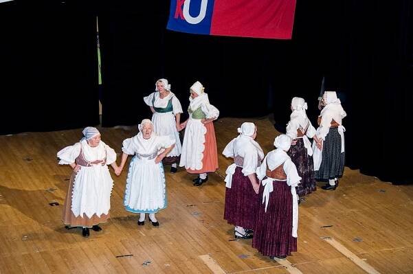 Aktywny senior polsko – czeskiego pogranicza - Folklorni soubor Barunka z.s. Česká Skalice