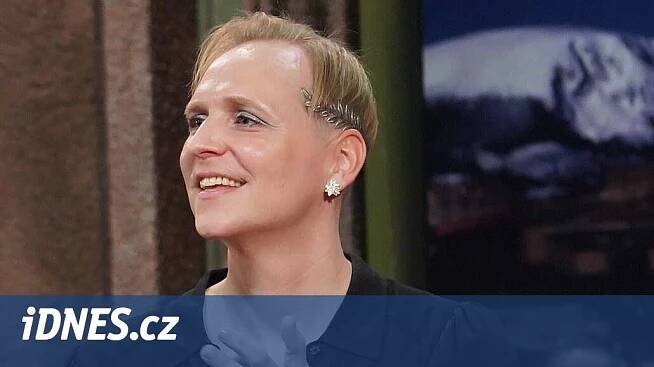 Můj mozek je nastavený žensky a tělo má mužské rysy, říká Daniela Špinar - iDNES.cz