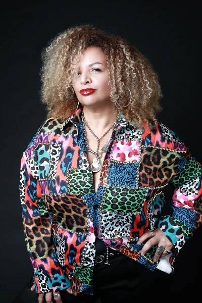 Davina Robinson Music