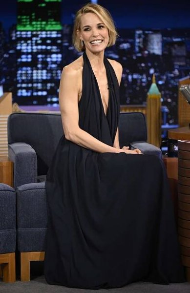 Leslie Bibb during an interview on The Tonight Show Starring Jimmy Fallon