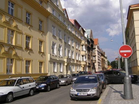 Soubor:Praha, Střešovice, Za Pohořelcem 01.jpg