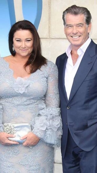 Pierce Brosnan a Keely Shaye Smith