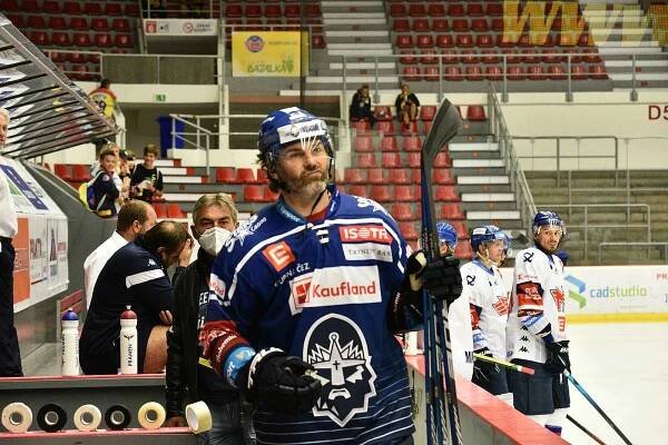 Přípravný hokej: Motor ČB - Kladno.
