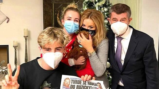 Děti Andreje Babiše: Takhle dnes vypadá Vivien a Frederik – eXtra.cz