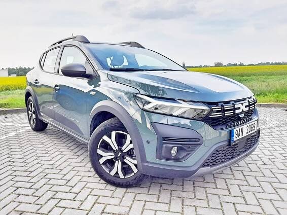 Test Dacia Sandero Stepway. Úsporná volba nejen na asfalt - Autaprozeny.cz