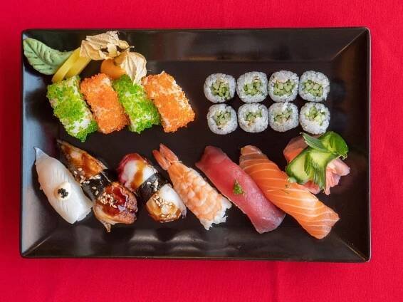 KungFood SUSHI | Wolt | Delivery | Olomouc