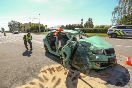 K nehodě fabie s kamionem ve Ždánicích spěchaly dva vrtulníky a tři sanitky