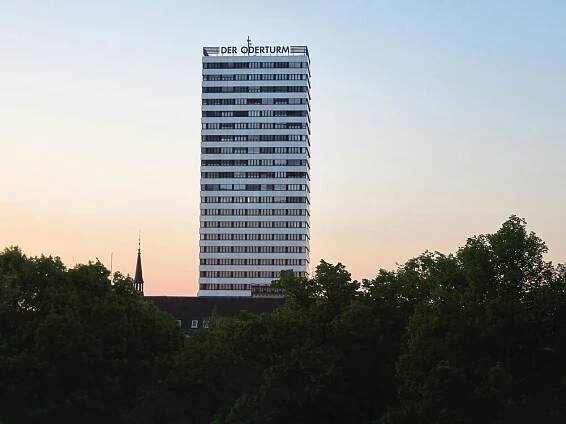 Category:Skyscrapers in Germany - Wikimedia Commons