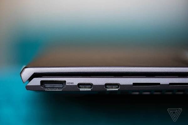 The ports on the left side of the Asus Zenbook 14 OLED.