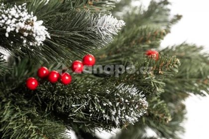 Umělý Vánoční stromeček Borovice Vánoční s červenými bobulemi 220 cm | zanapo.cz