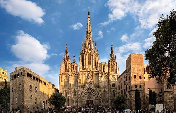 Barcelona's Gothic Cathedral - Hotel SERHS Rivoli Rambla