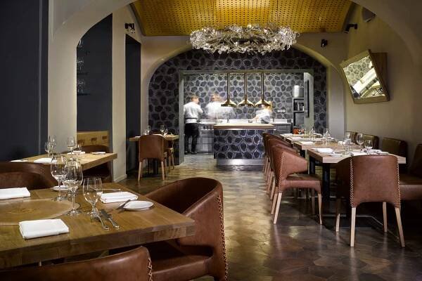Fotka: Restaurace La Degustation Bohême Bourgeoise obhájila michelinskou hvězdu | CzechCrunch