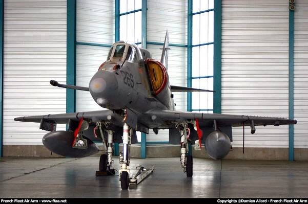 Mc Donnell-Douglas A-4T/M Skyhawk II [in english]
