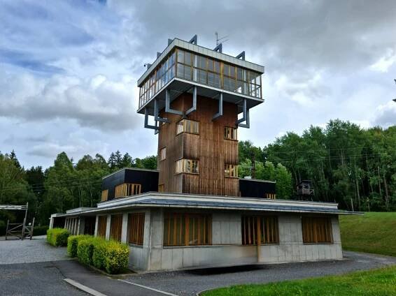 Památník Vojna Lešetice u Příbrami | TuristickaMapa.cz