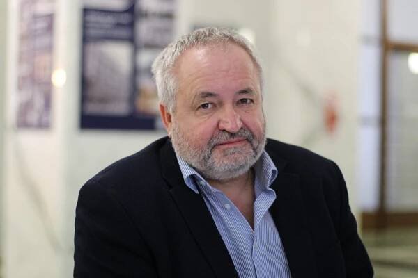 Dav, který vtrhl do soudní síně, je exces. Radikalizace části společnosti je ale zřejmá, míní soudce