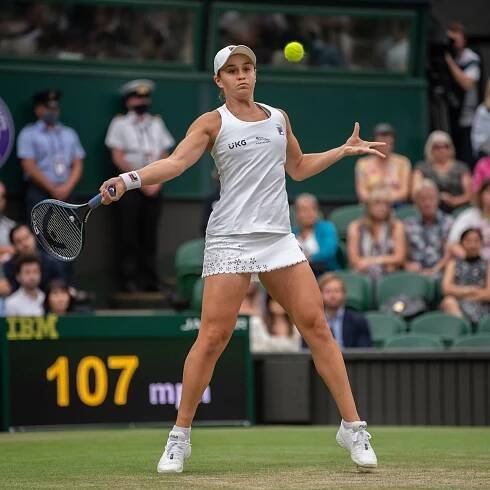 Wimbledon day nine: Final four fly into semi-finals in flawless fashion