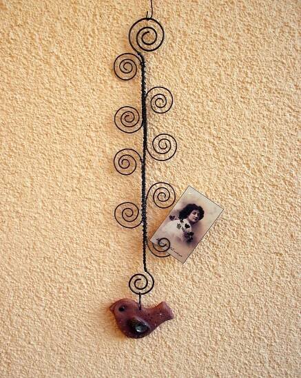 DSCF5613.JPG (1275×1600) | Wire wrap jewelry designs, Wire hanger crafts, Wire art