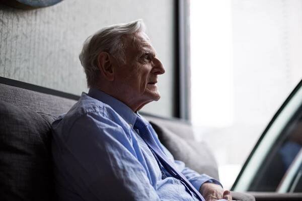 John B. Goodenough, 100, Dies; Nobel-Winning Creator of the Lithium-Ion Battery