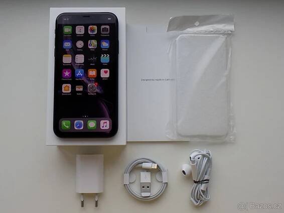 Apple iPhone XR 64GB Black, TOP, Komplet, ZÁRUKA
