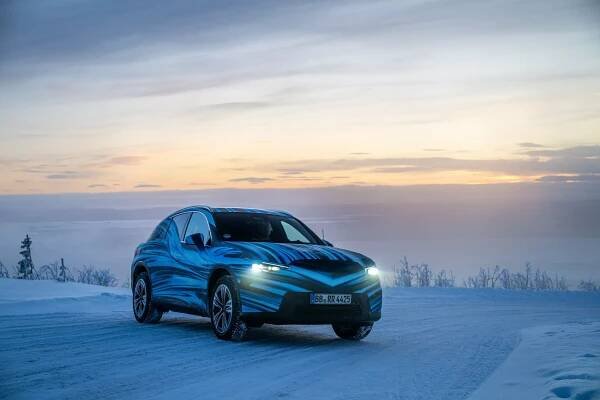 Mercedes ukázal svoje nejrychlejší SUV: Je jím chystané GLC, ovšem o rychlost jako takovou úplně nepůjde