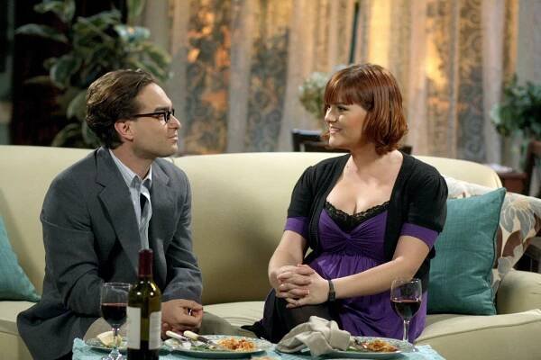 Teorie velkého třesku - Rozšíření o tapír-Spock - Z filmu - Johnny Galecki, Sara Rue