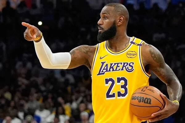LeBron James retire NBA Los Angeles Lakers