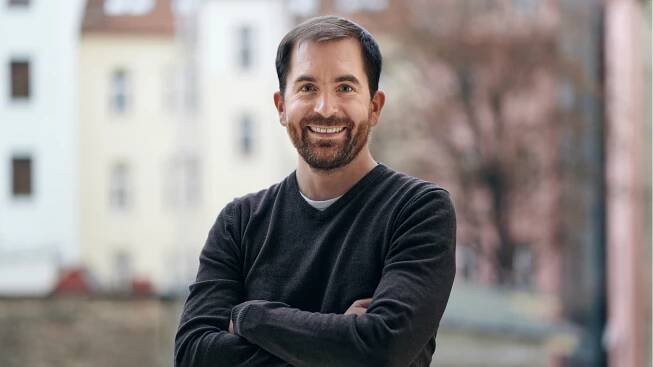 Asijské dobrodružství Davida Chmelaře chytá druhý dech. Jeho startup kupuje velký hráč z Indonésie