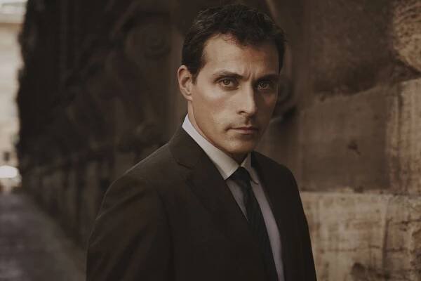 Zen - Promo - Rufus Sewell