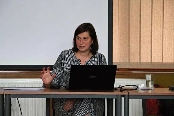 Mgr. Petra Nováková: Rodinné právo a soudní řízení - Středočeská knihovna v Kladně