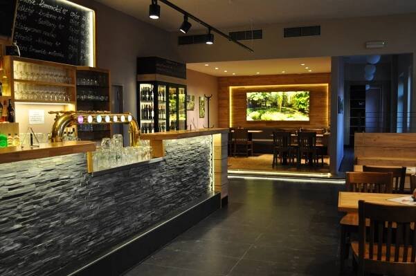 RESTAURACE NA RYNKU, KAMENICE