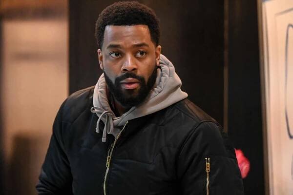 LaRoyce Hawkins Spends Thanksgivings with This P.D. Co-Star's Family: 
