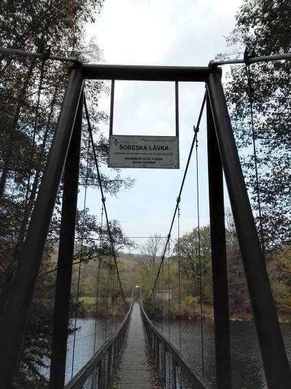 Šobeská lávka, park Podýjí