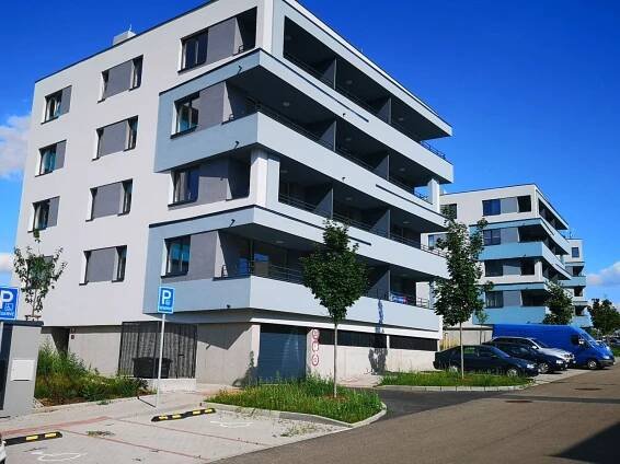 Pronájem bytu 1+kk 37 m², Mrázkova, Praha, Praha