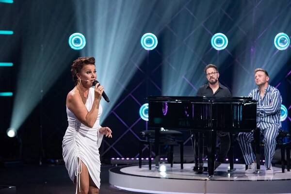 Arja Koriseva, Leri Leskinen, Reino Nordin - BumtsiBum! - Z filmu