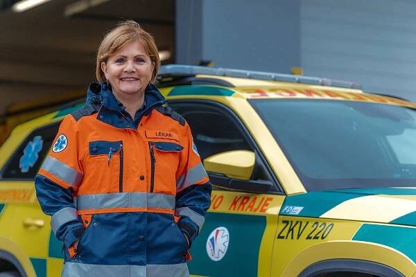 MUDr. VĚRA PROCHÁZKOVÁ – Senátorka