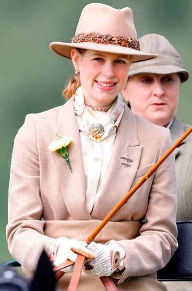 Why was Lady Louise criticized after her appearance at the Royal Windsor Horse Show?