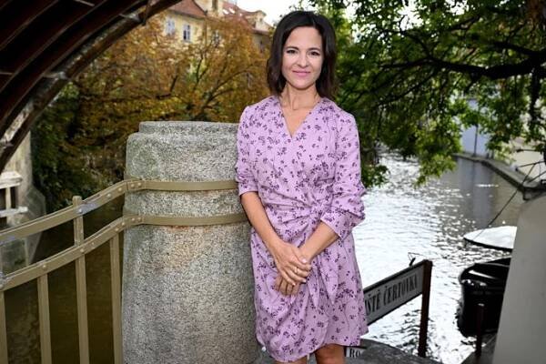 FOTO: Herečka Kristýna Janáčková. – stránka 19