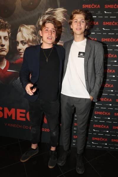 Premiéra filmu Smečka: Rozvádějící se Svátková v mužském doprovodu! Dorazil i »Dominátor«