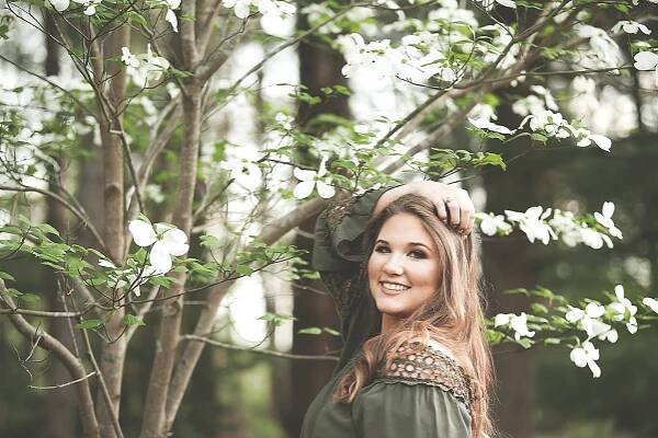 Ashley Cooper | Campbell County High | Senior Portraits – Tonya Bolton Photography