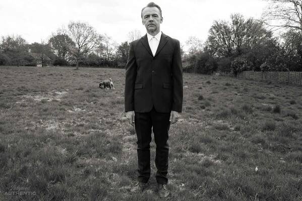 SIMON PEGG - Hollywood Authentic