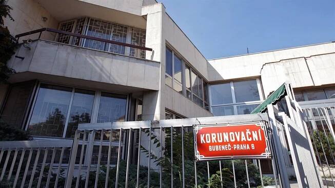Budova ruské ambasády v pražské Bubenči