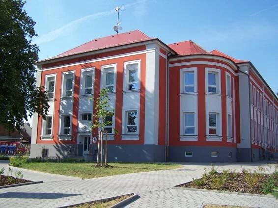 Škola - ZŠ Kunovice