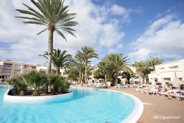 Hotel Riu Oliva Beach Resort Pool: Pictures & Reviews - Tripadvisor
