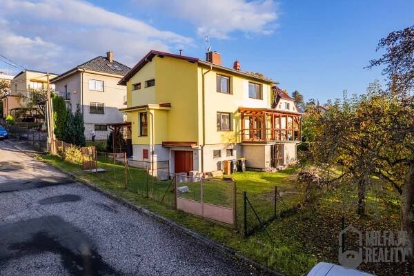 Rodinný dům - Turnov, Károvsko - MILFAJT REALITY 